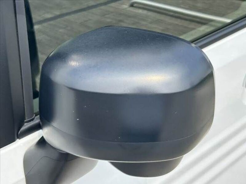 N-VAN
