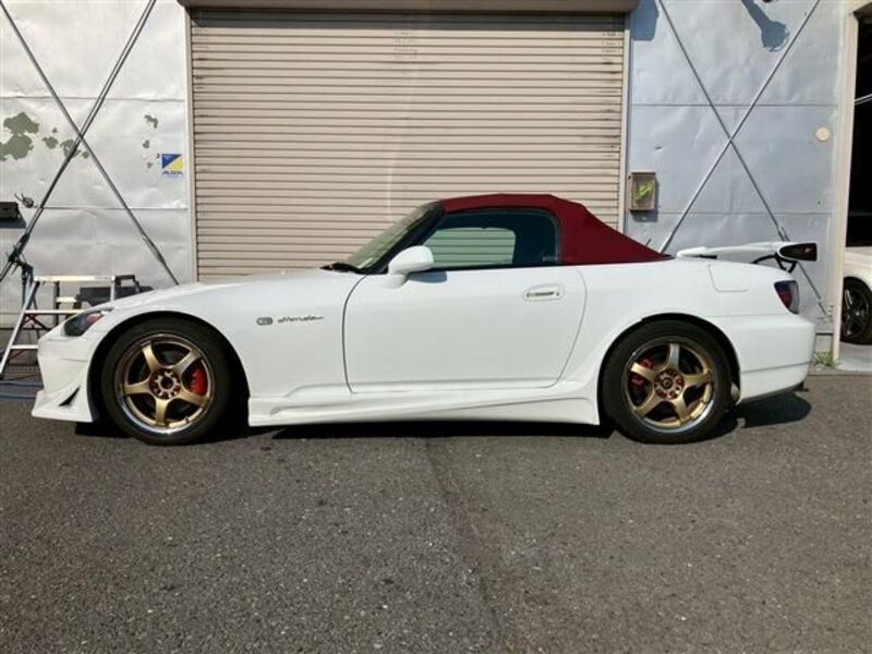 S2000