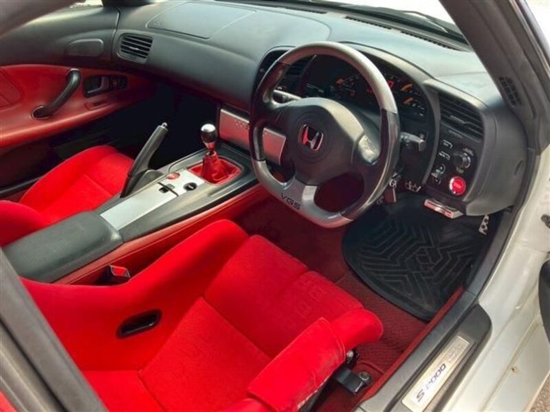 S2000