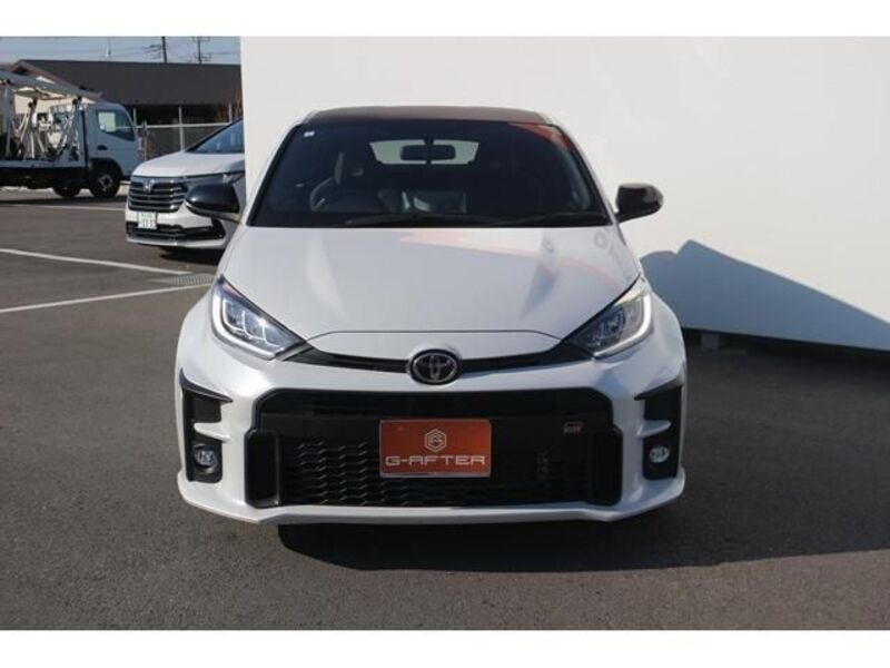GR YARIS