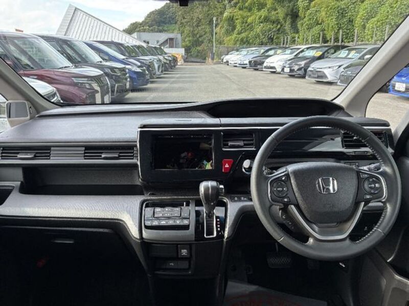 STEPWAGON SPADA
