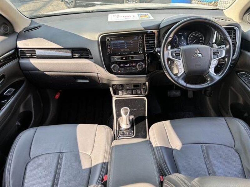 OUTLANDER PHEV