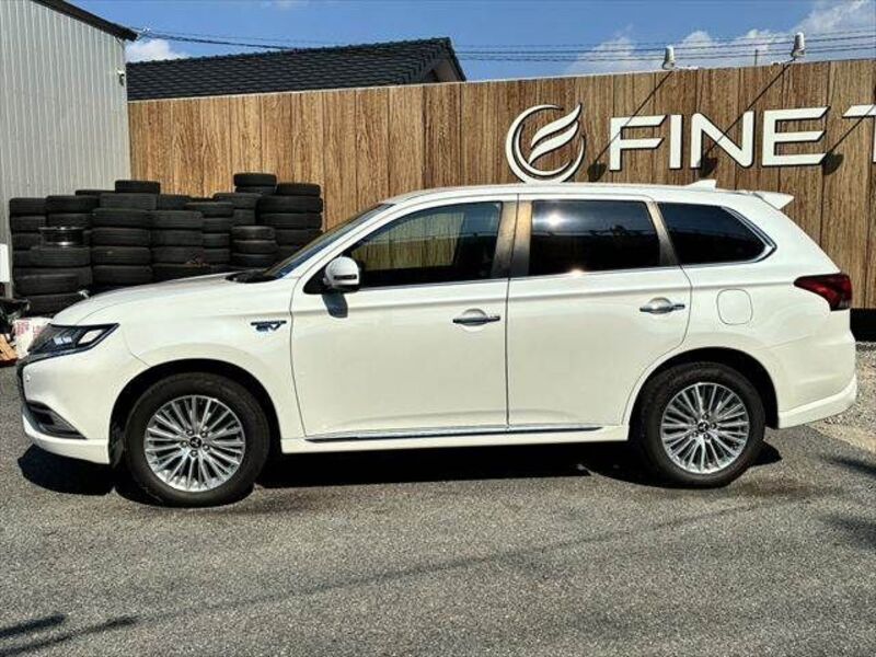 OUTLANDER PHEV