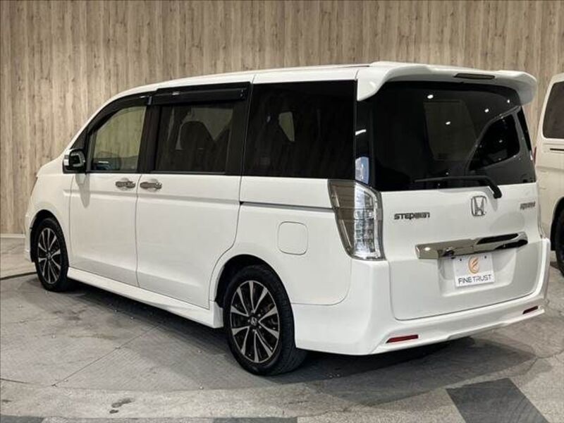 STEPWAGON SPADA