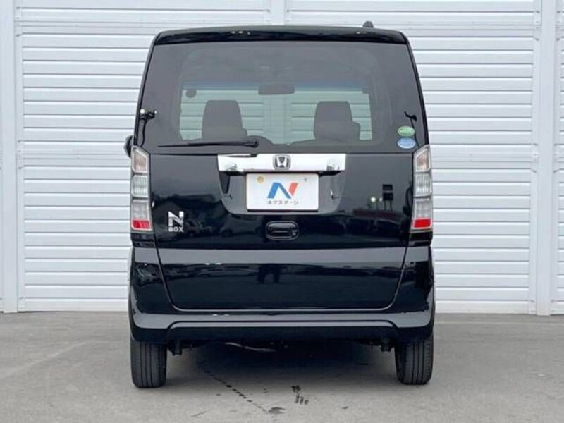 N BOX