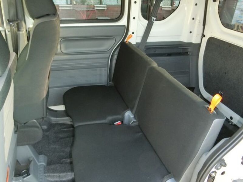 N-VAN