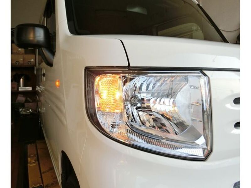 N-VAN