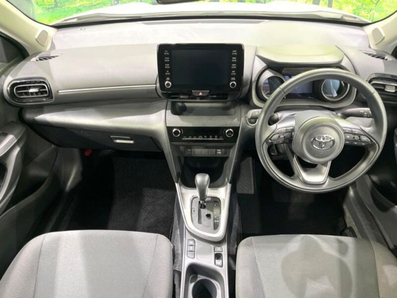YARIS CROSS