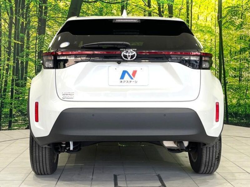 YARIS CROSS