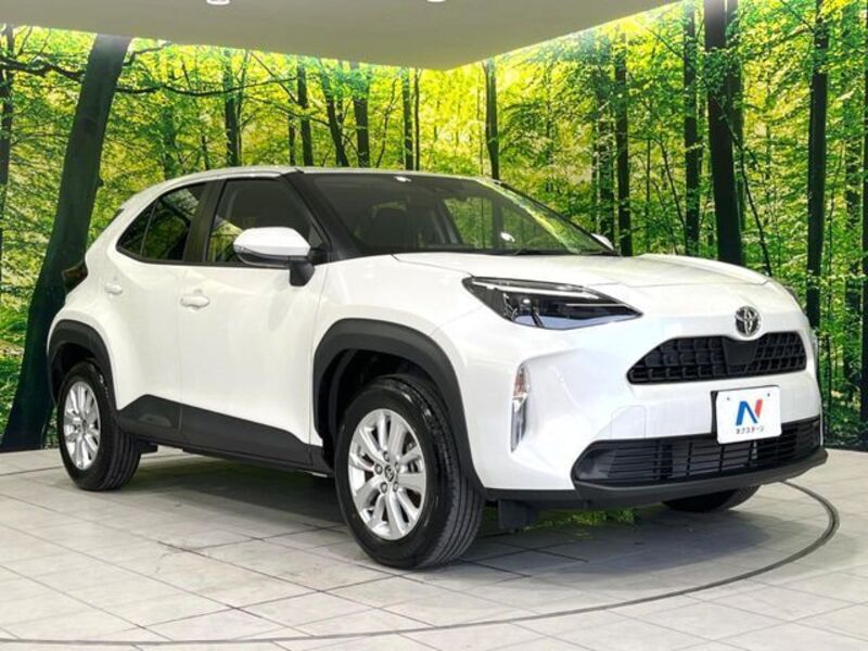 YARIS CROSS