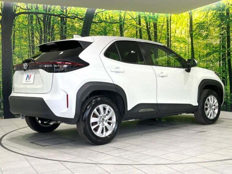 YARIS CROSS