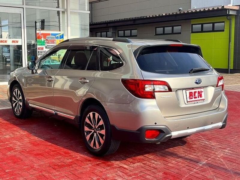 LEGACY OUTBACK