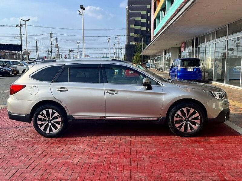 LEGACY OUTBACK