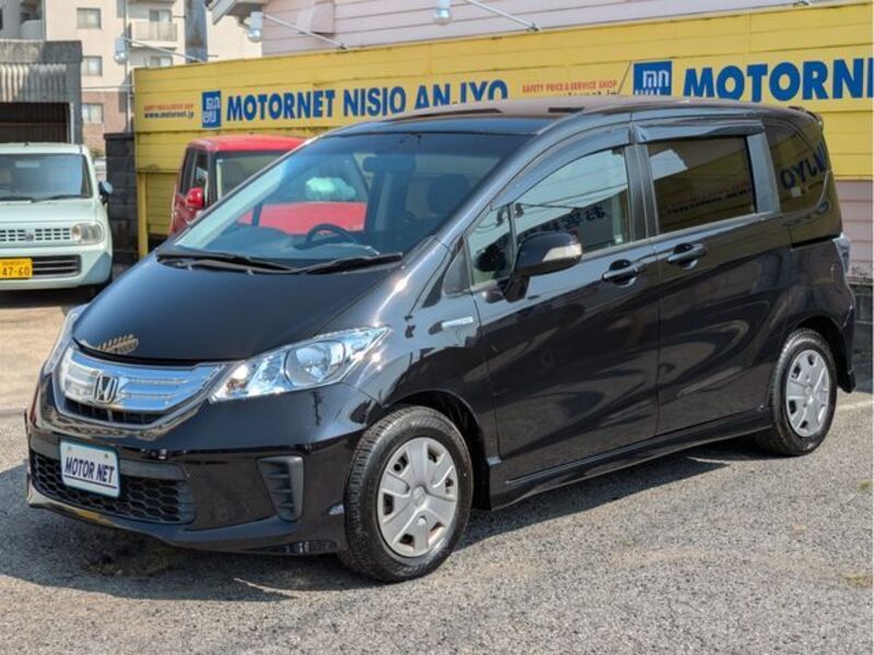 HONDA FREED HYBRID