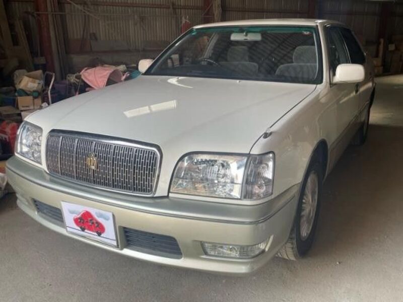 TOYOTA CROWN MAJESTA