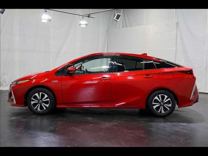 PRIUS PHV