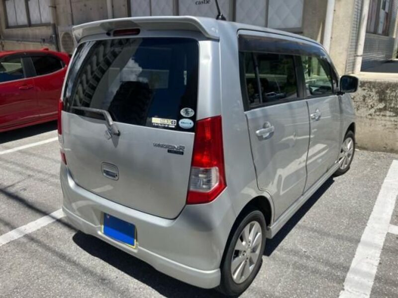 WAGON R