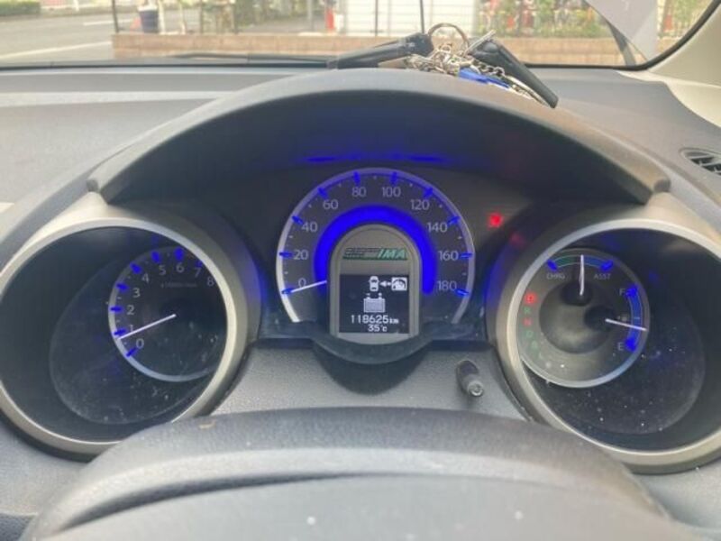 FIT HYBRID
