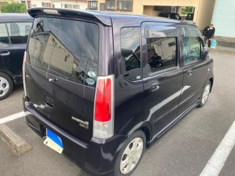 WAGON R