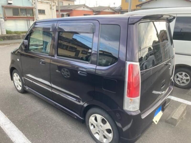 WAGON R