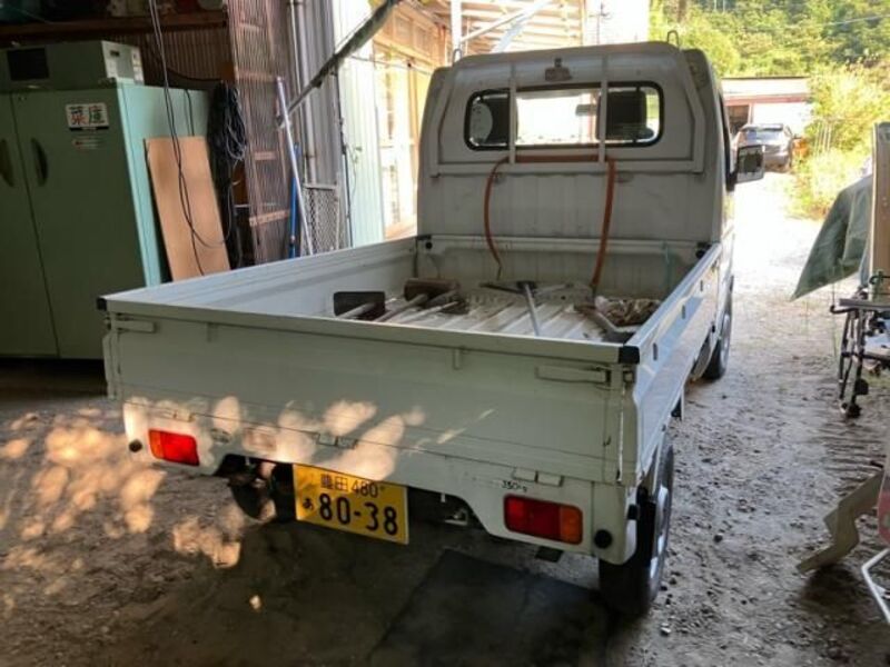 CARRY TRUCK