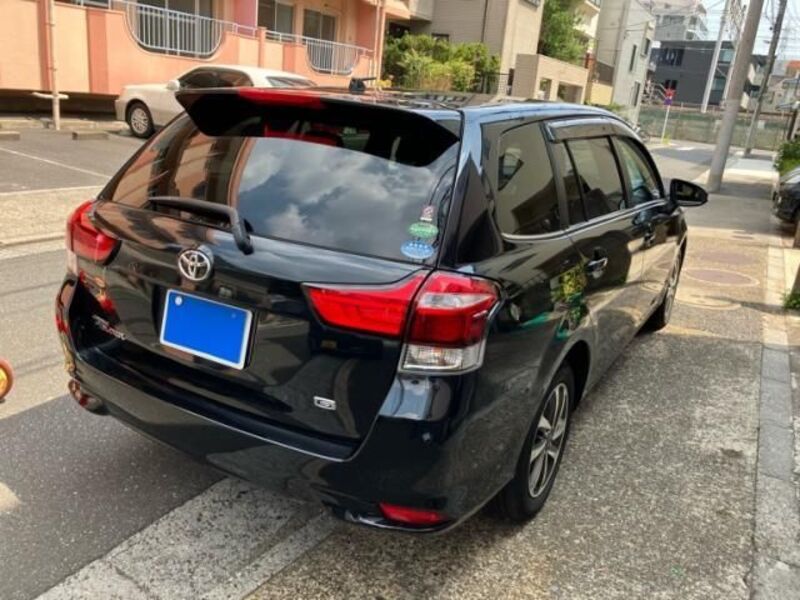 COROLLA FIELDER