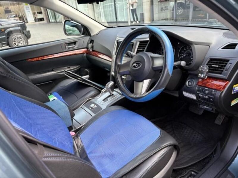 LEGACY OUTBACK