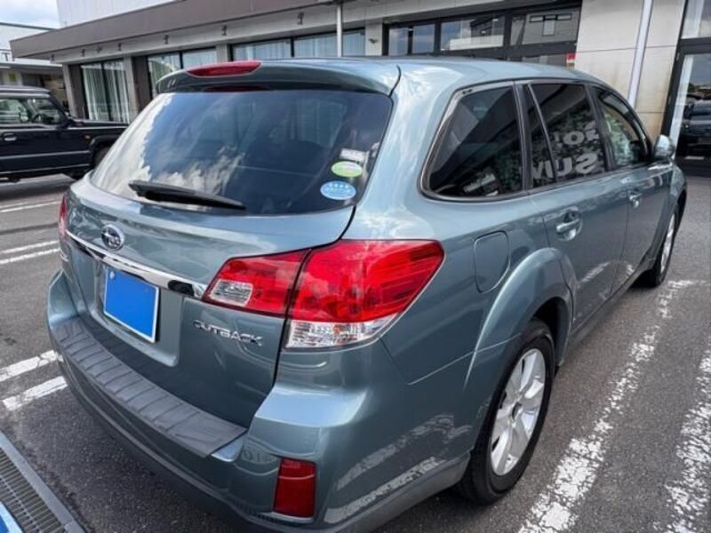 LEGACY OUTBACK