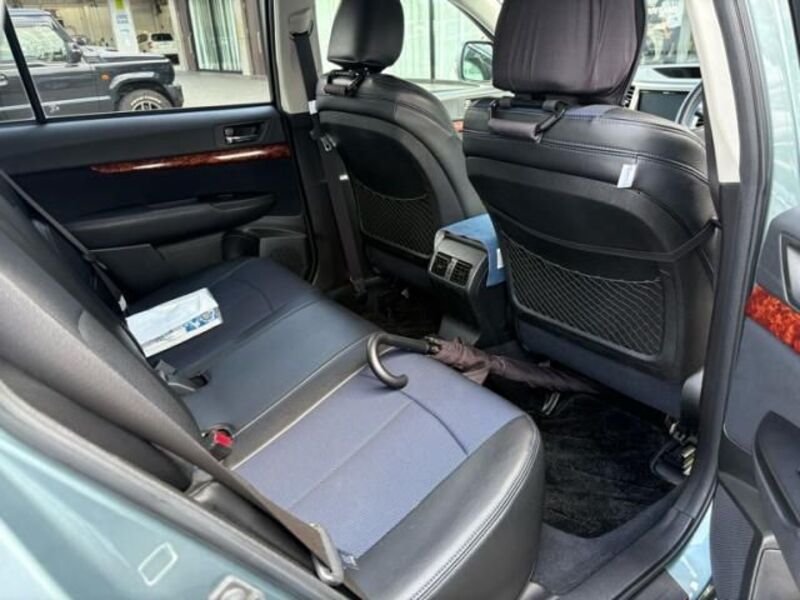 LEGACY OUTBACK