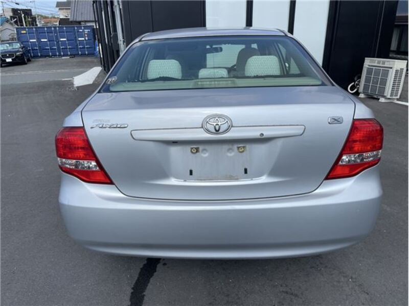 COROLLA AXIO