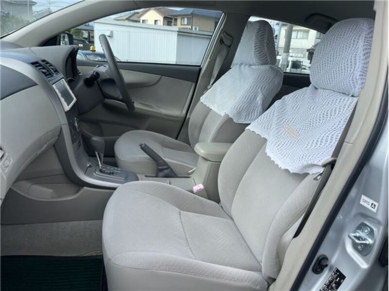 COROLLA AXIO