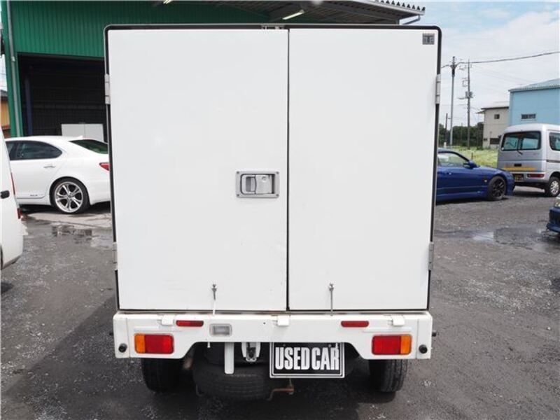 CARRY TRUCK