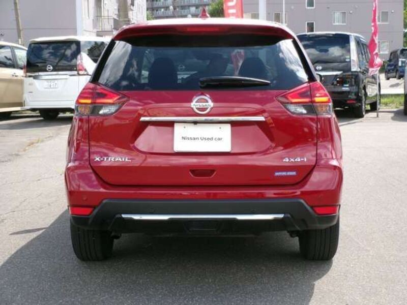 X-TRAIL