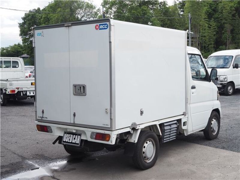 MINICAB TRUCK