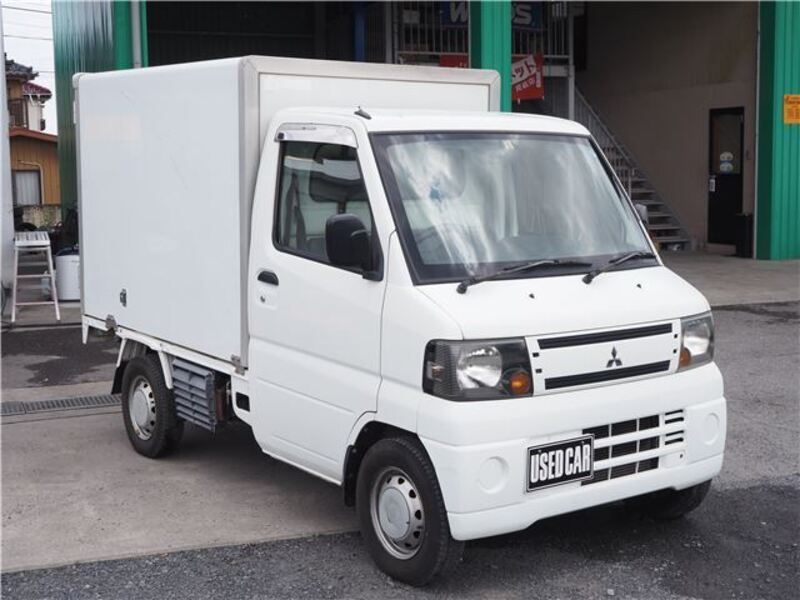 MINICAB TRUCK