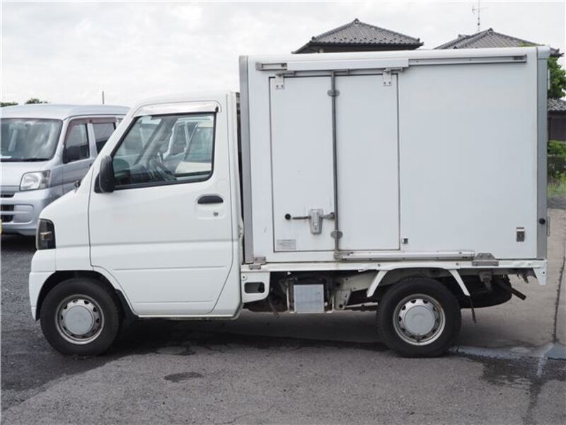 MINICAB TRUCK