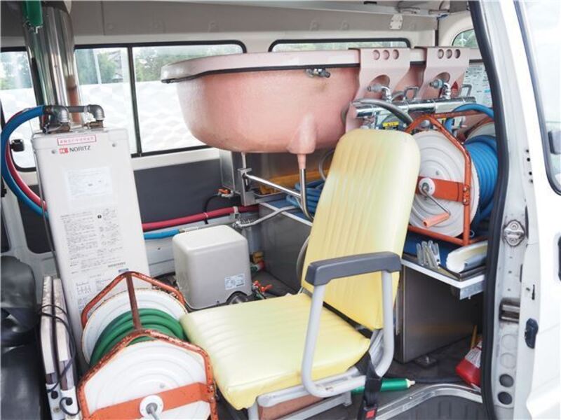 BONGO VAN