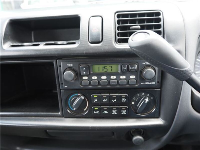 BONGO VAN