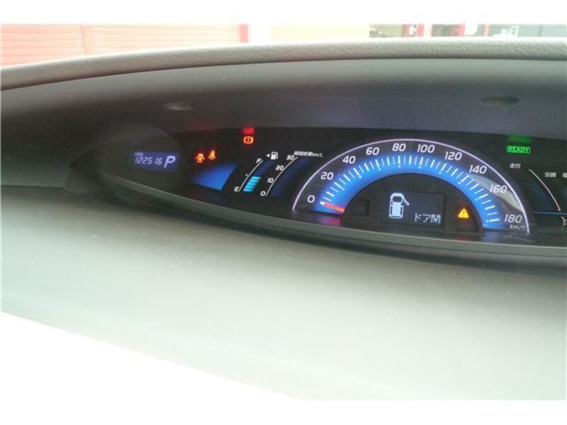 ESTIMA HYBRID
