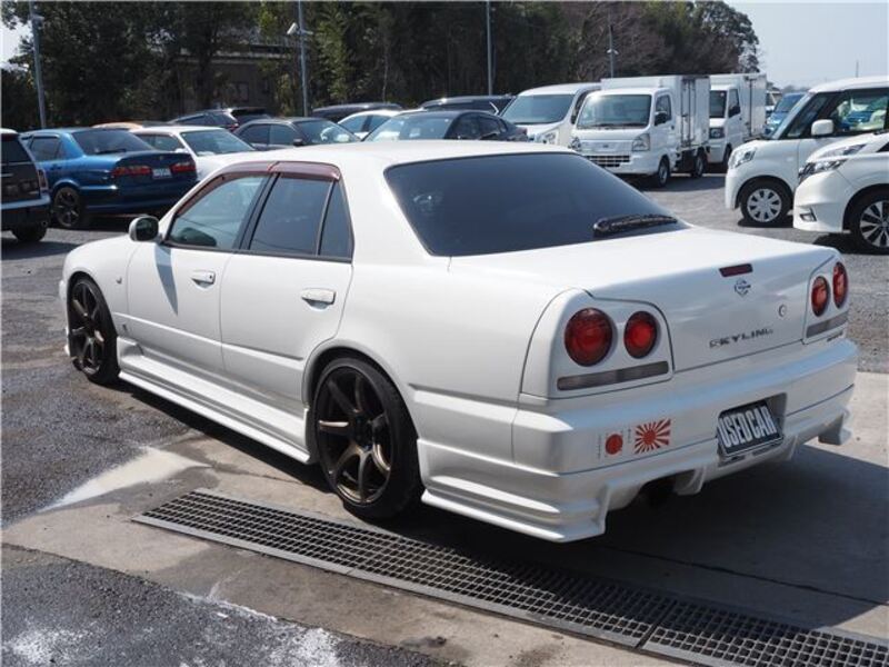 SKYLINE