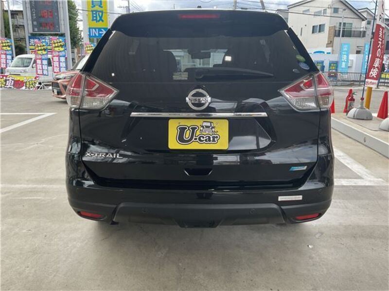 X-TRAIL