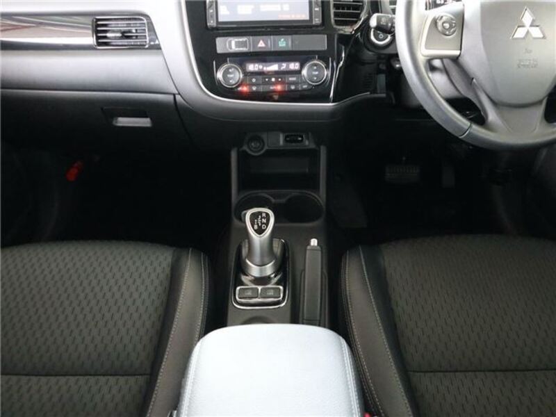 OUTLANDER PHEV