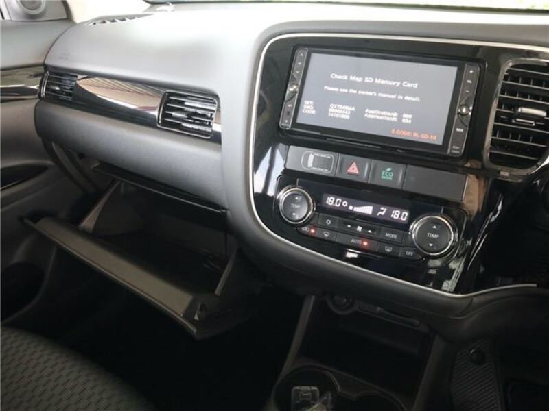 OUTLANDER PHEV