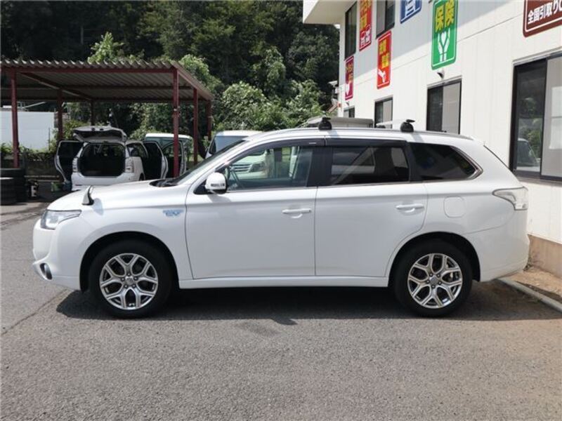 OUTLANDER PHEV