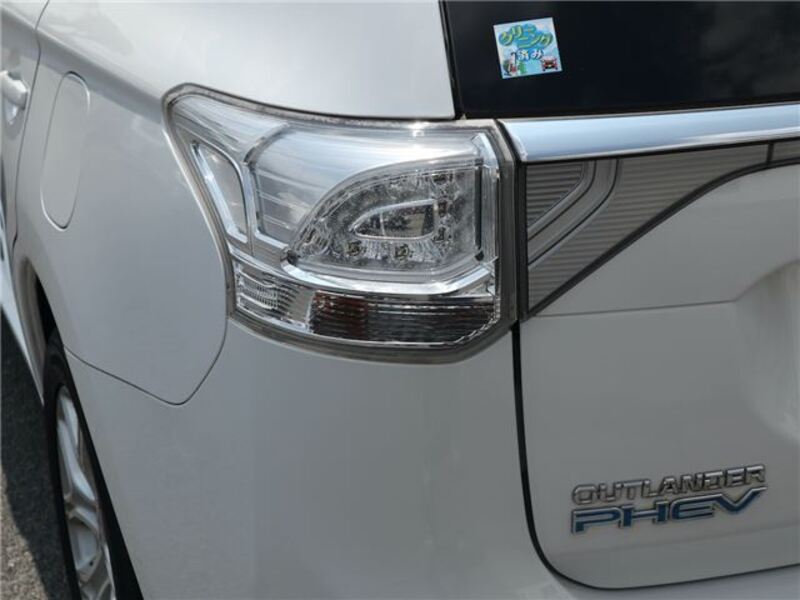 OUTLANDER PHEV