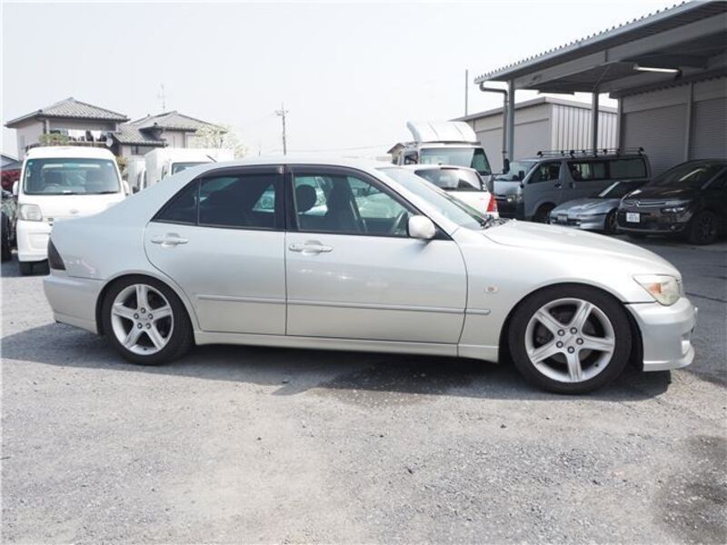 ALTEZZA