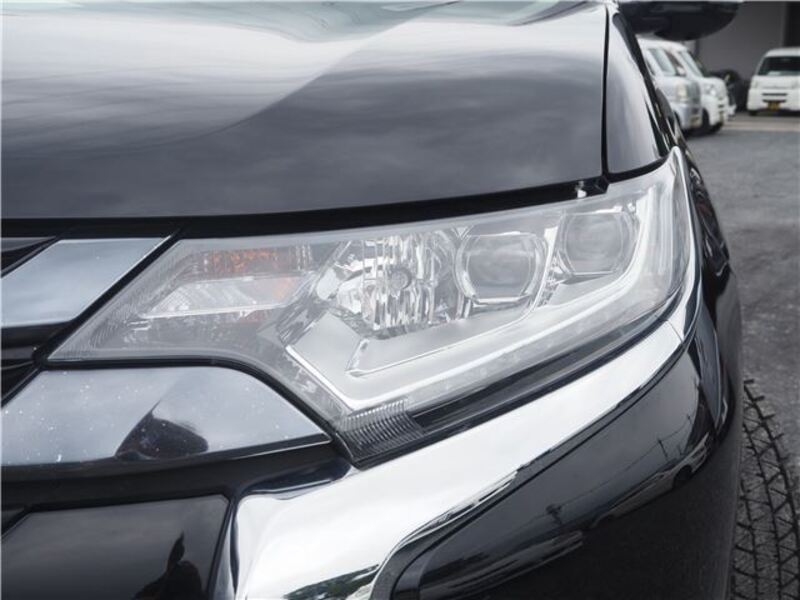 OUTLANDER PHEV