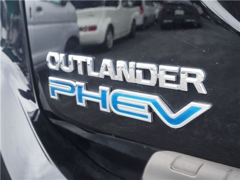 OUTLANDER PHEV