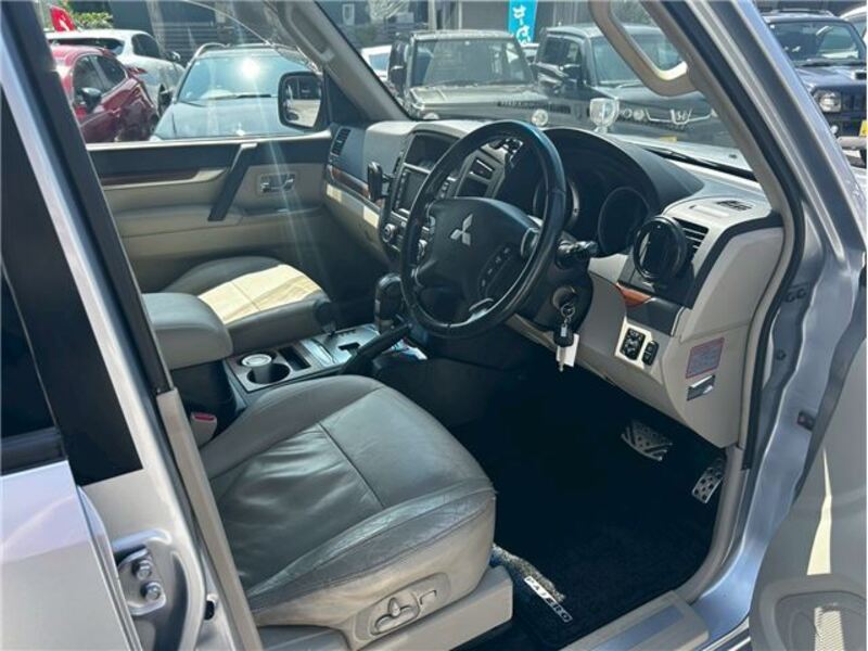 PAJERO