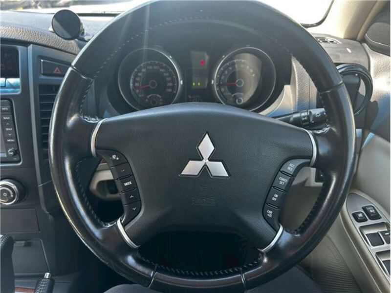 PAJERO